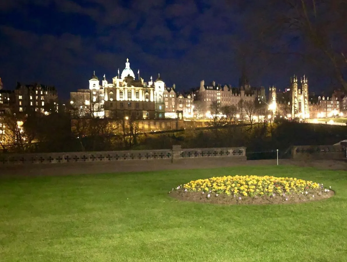 No 1 Grassmarket Old Town Edinburgh Hotel